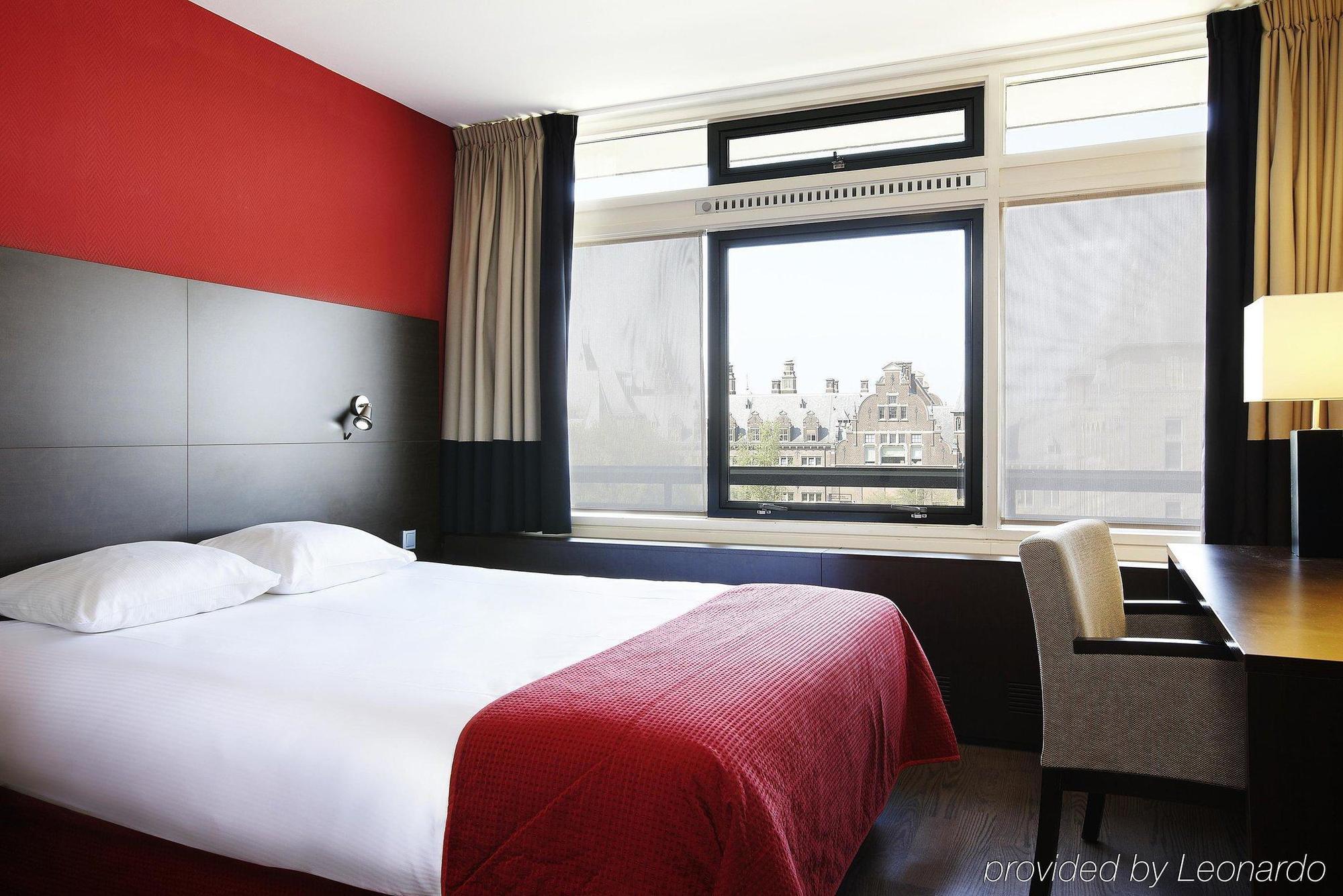 Amsterdam Tropen Hotel Zimmer foto